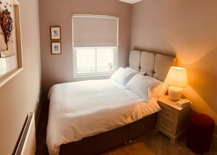 3 Bedroom Luxury Main Street Tipperary דירה