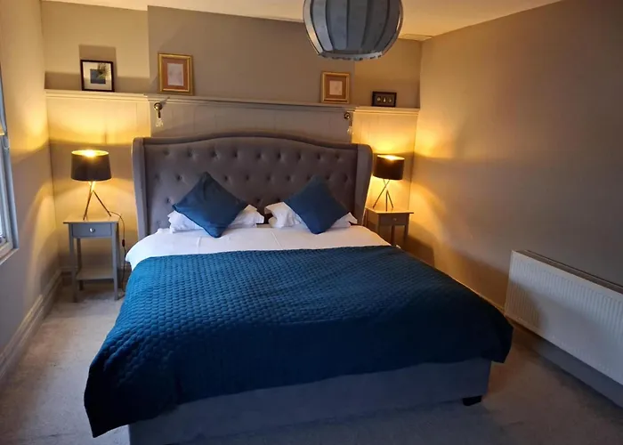 3 Bedroom Luxury Main Street Tipperary